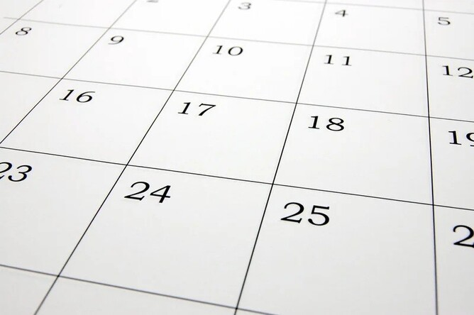 Setting a declutter schedule